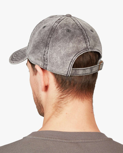 Man wearing vintage cap in charcoal gray color